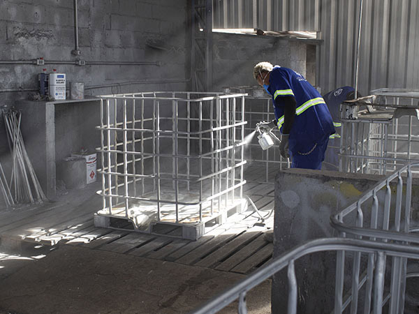 Pintura/Repintura de paletes dos IBC´s